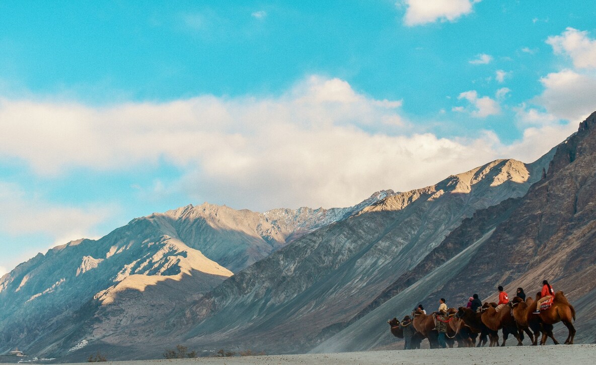places to visit in Nubra Valley, nubra valley located, leh nubra valley distance,